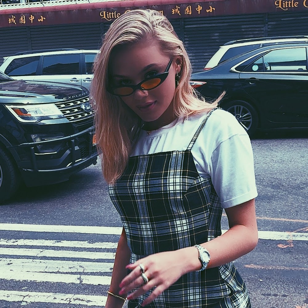 Meet your Posher, Karleigh